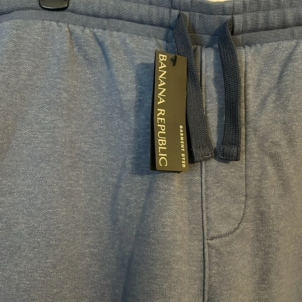 Men’s NWT XXL Banana Republic Blue Lounge Shorts 8” Inseam.